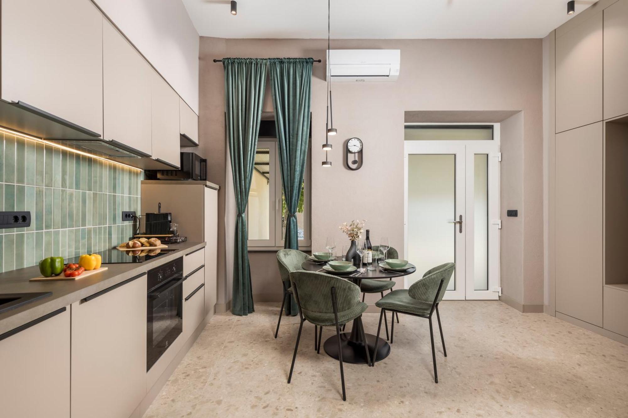 Apartment Greenri Риека Экстерьер фото