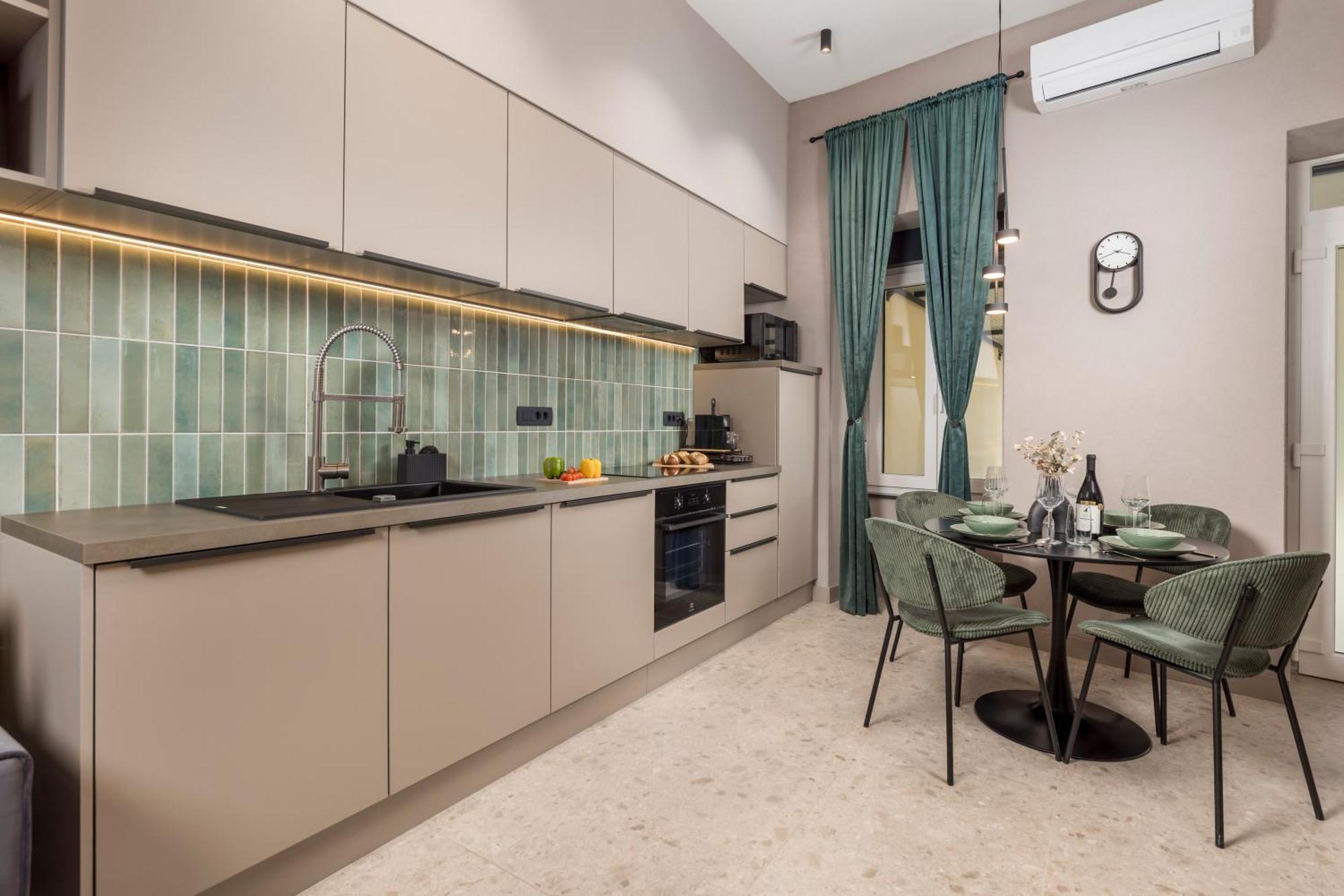 Apartment Greenri Риека Экстерьер фото