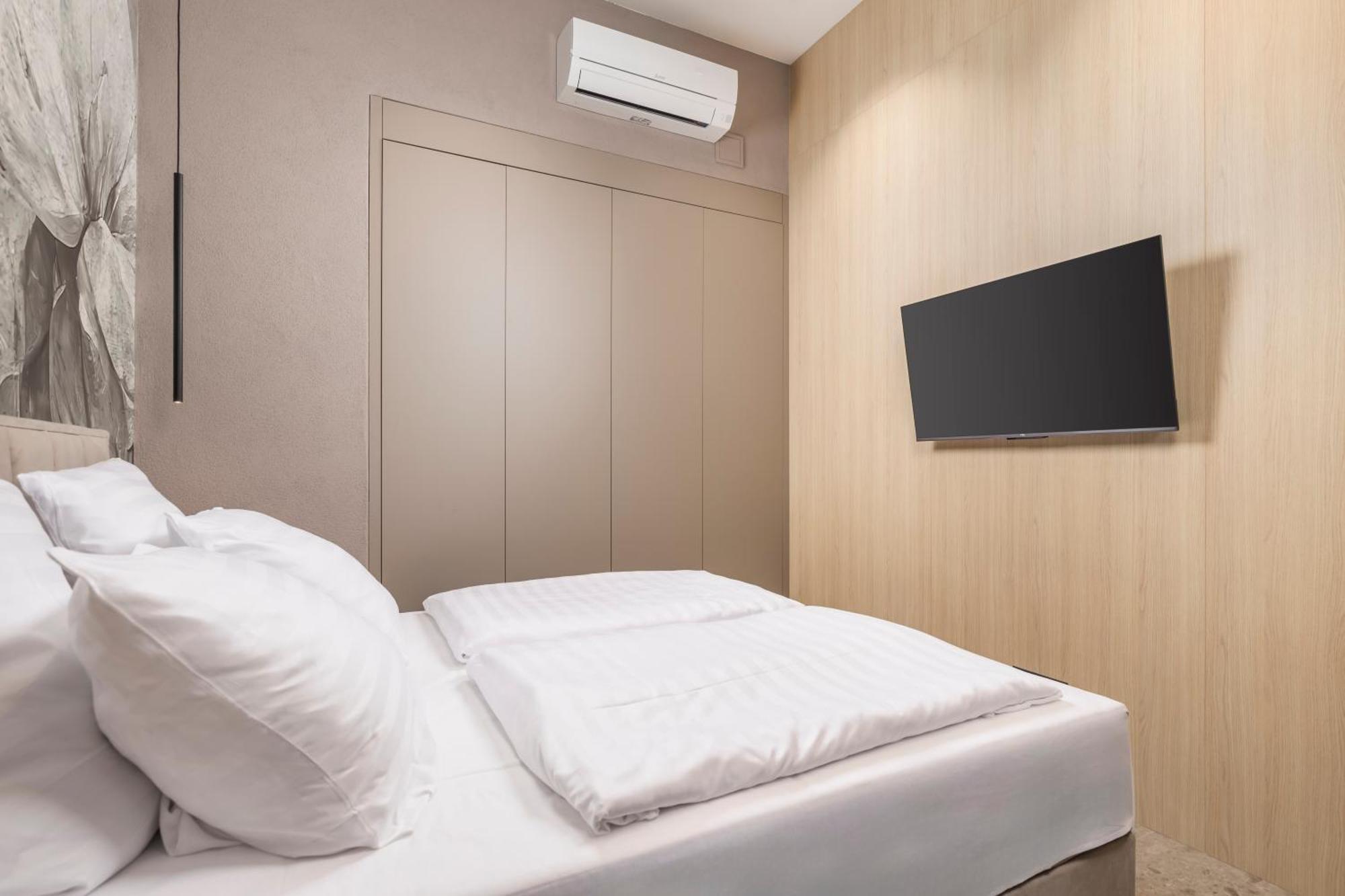 Apartment Greenri Риека Экстерьер фото